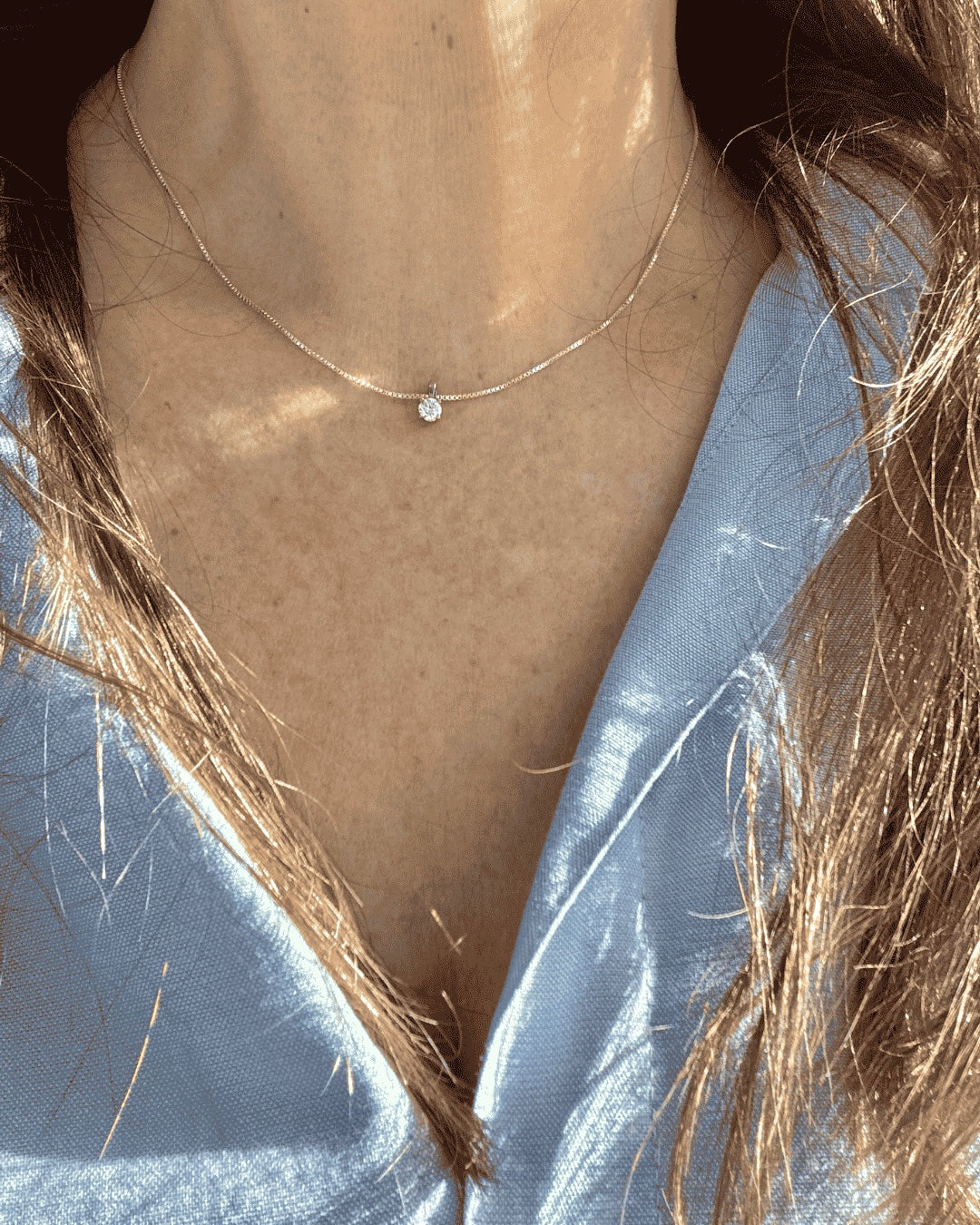 Aura - Colgante punto de luz con cadena